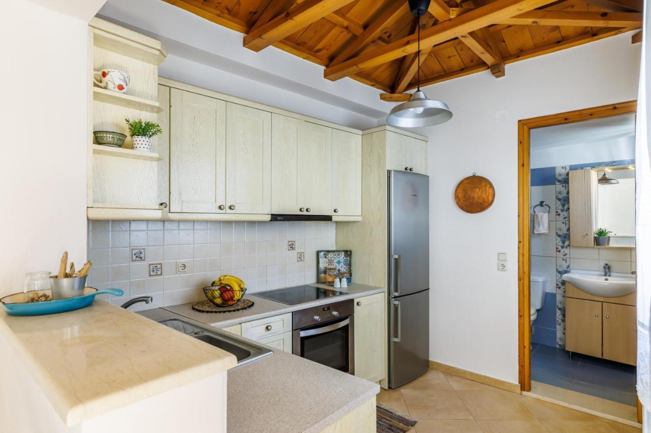 Petradi Town Apartment Skopelos Exterior foto